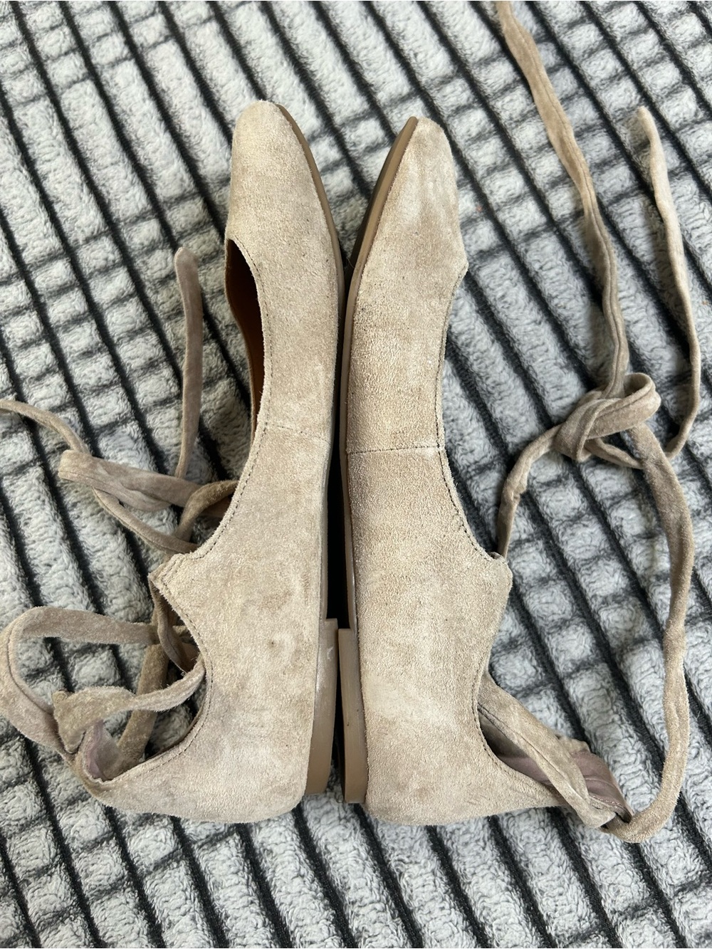 Women’s New Steve Madden Suede Lace-Up Ballet Flats (6.5) - Picture 6 of 9